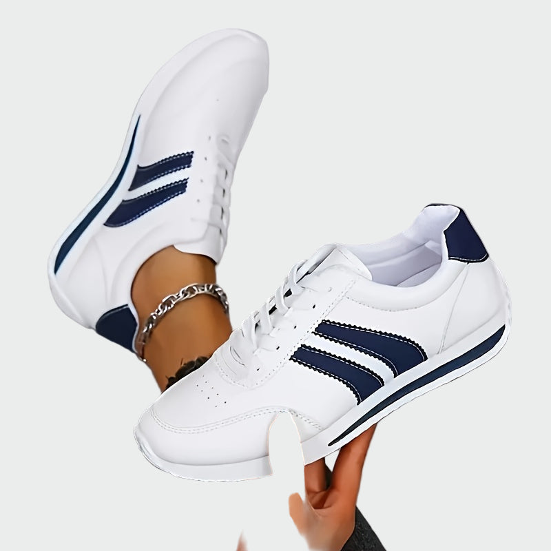 Lightweight women's trainers