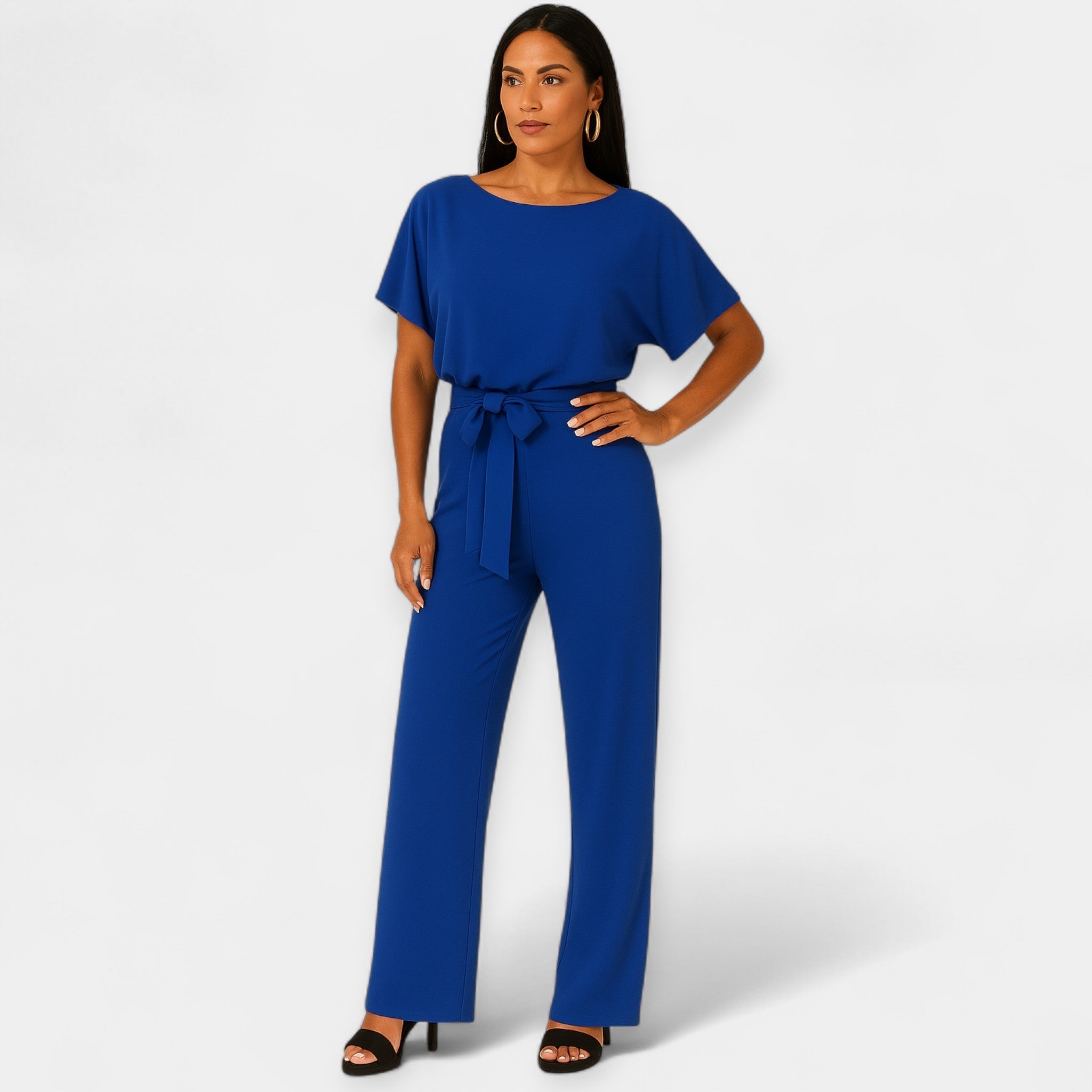 Set with a support belt