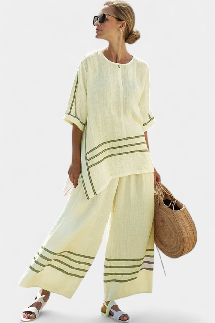 Wide striped, asymmetrical overall - modern and comfortable style
