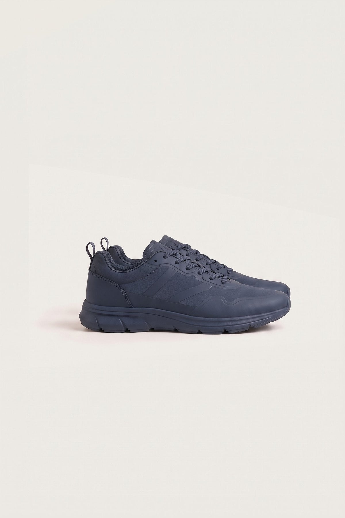 Tage Futócipő-Ihletésű Sneaker