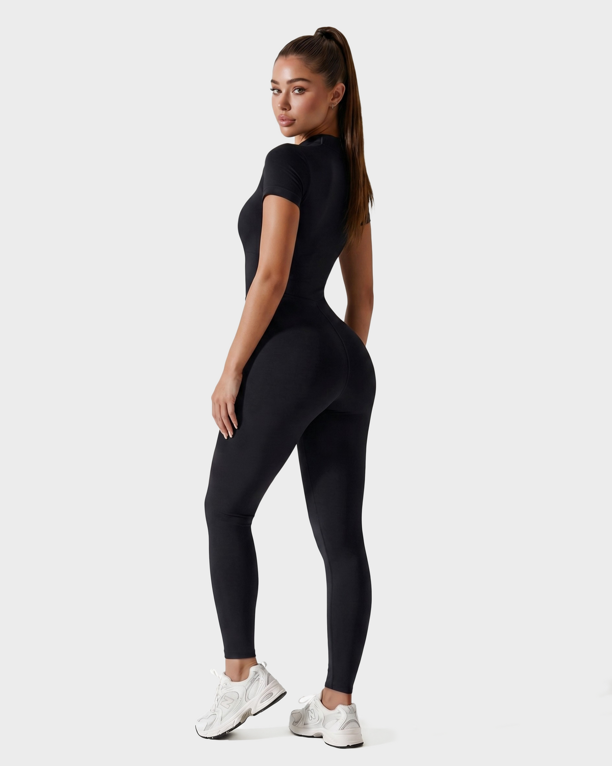 Charlotte – Rövid Ujjú Sportoverál (Fekete)