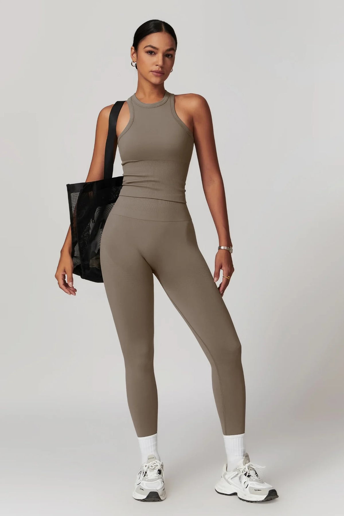 Chloe – Magas Derekú Leggings (Homok)