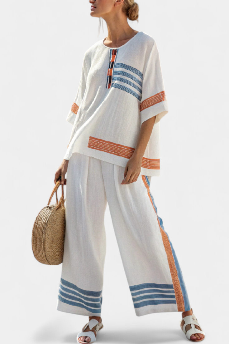 White Ethnic Daisy Set with Blue and Orange Details – Unique and Vibrant Style