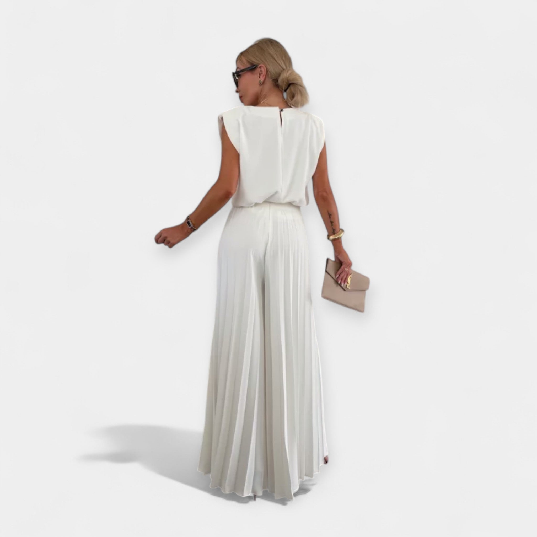 Summer fashionable top and pants set
